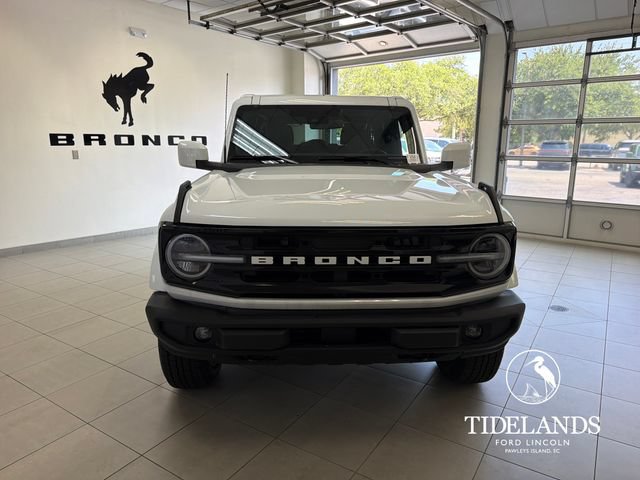 Certified 2025 Ford Bronco Outer Banks AWD/4WD image 3