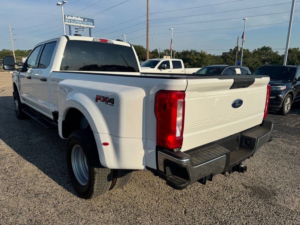 Certified 2025 Ford F350 XLT w/ FX4 Off-Road Package AWD/4WD image 5