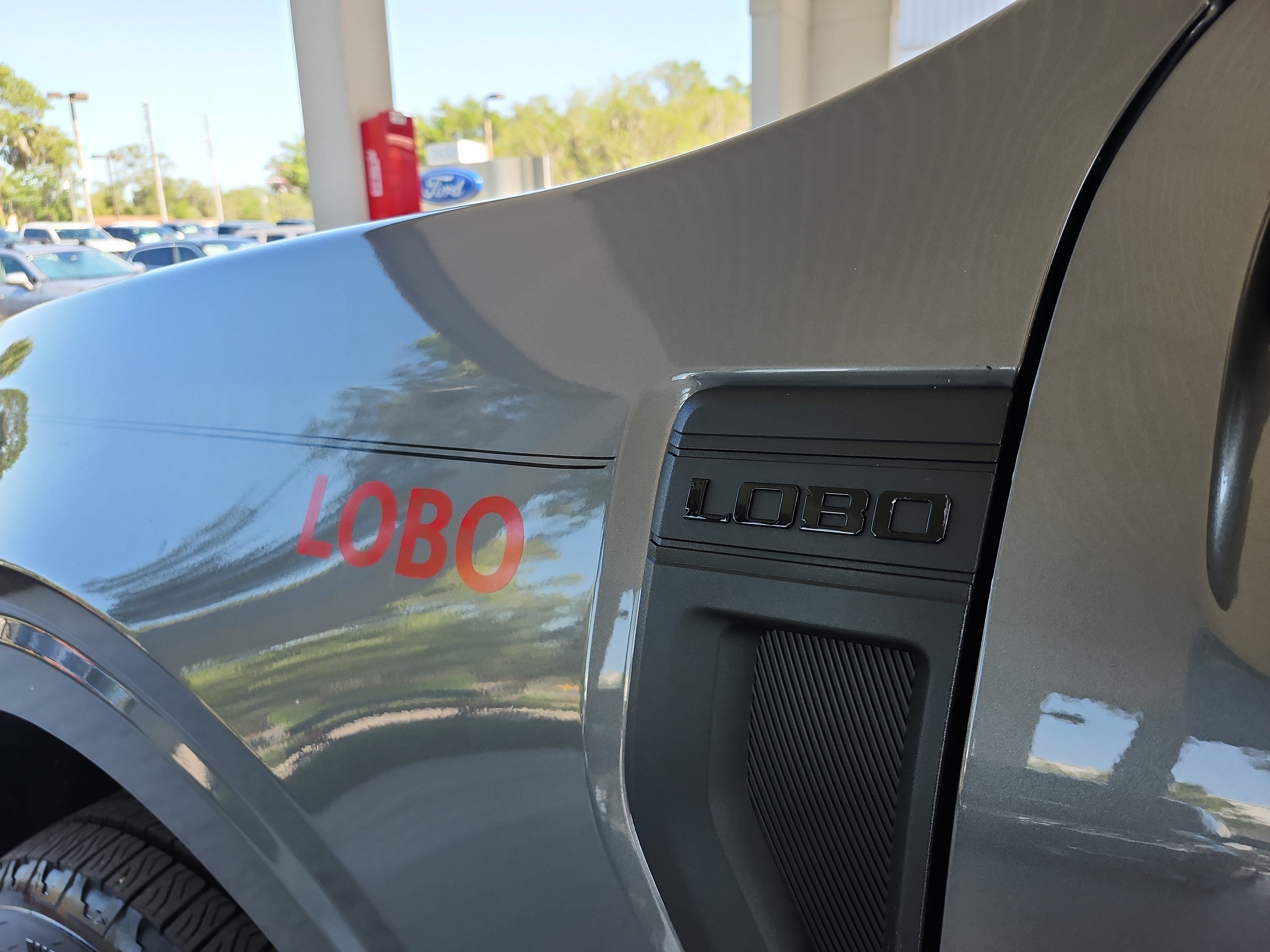 Certified 2025 Ford Maverick Lobo AWD/4WD image 25