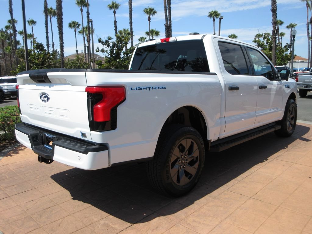 Certified 2024 Ford F150 Lightning XLT AWD/4WD image 4