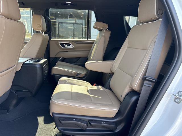 Used 2023 Chevrolet Tahoe Premier AWD/4WD image 5