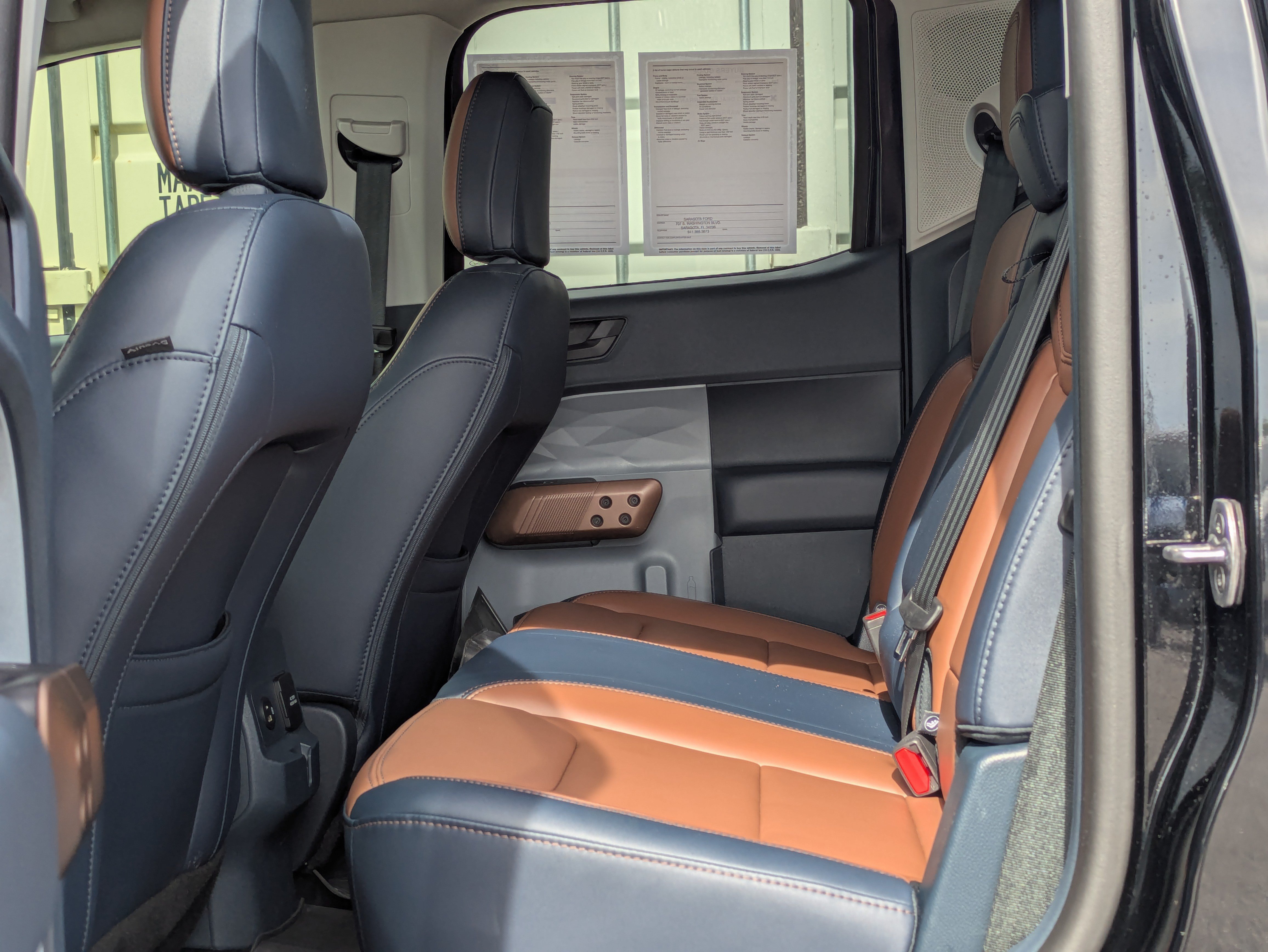 Certified 2024 Ford Maverick Lariat FWD image 19