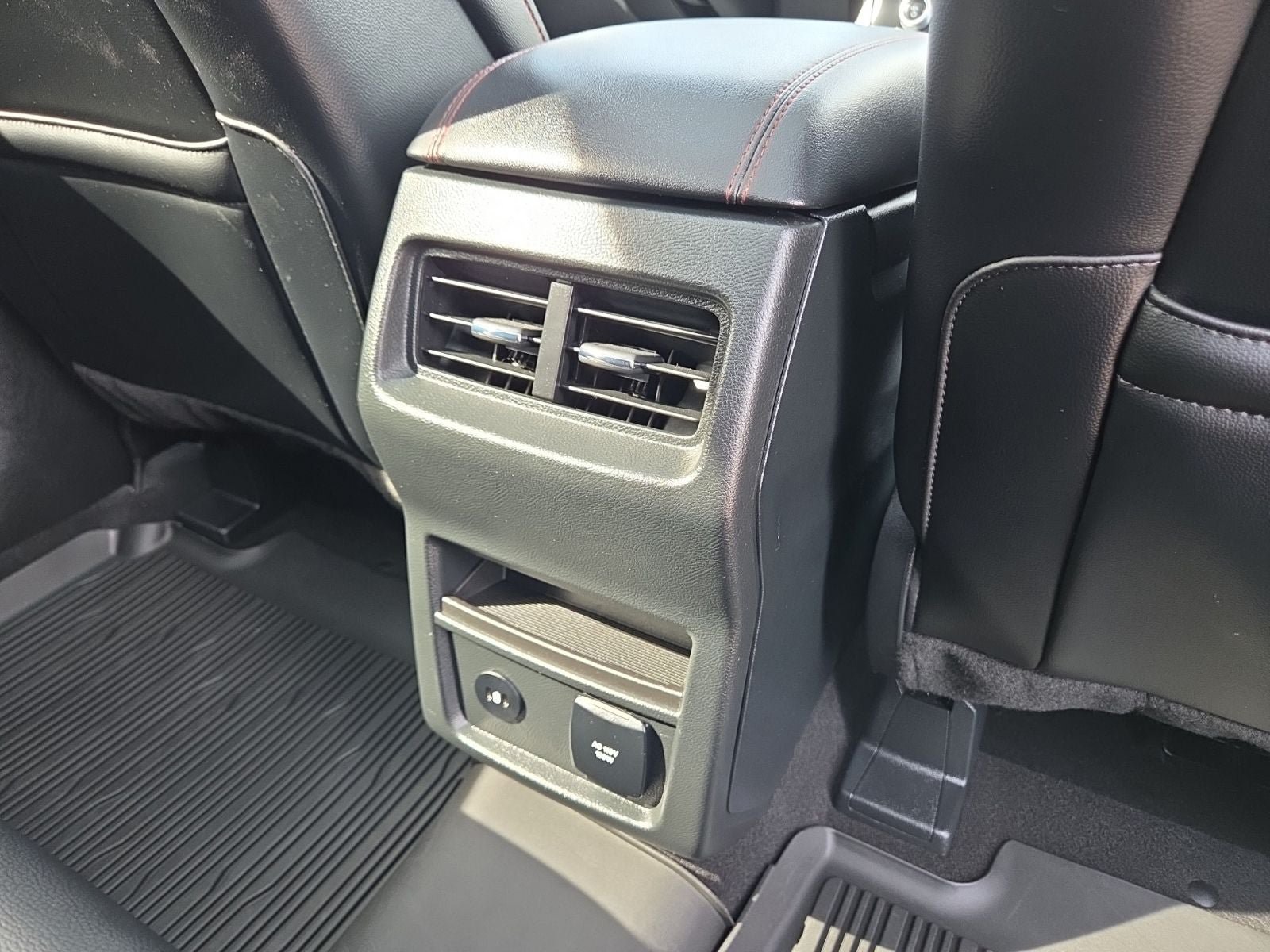 Certified 2024 Ford Edge ST-Line AWD/4WD image 51