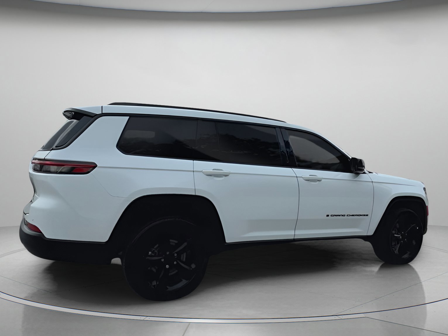 Used 2025 Jeep Grand Cherokee L Altitude image 22