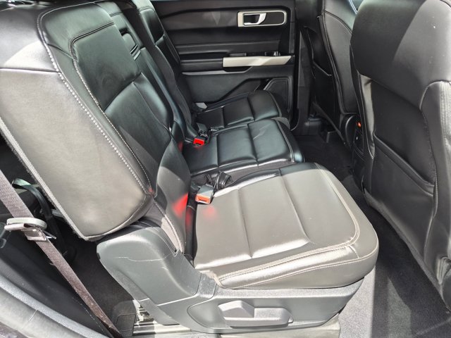 Certified 2023 Ford Explorer XLT w/ Equipment Group 202A AWD/4WD image 25