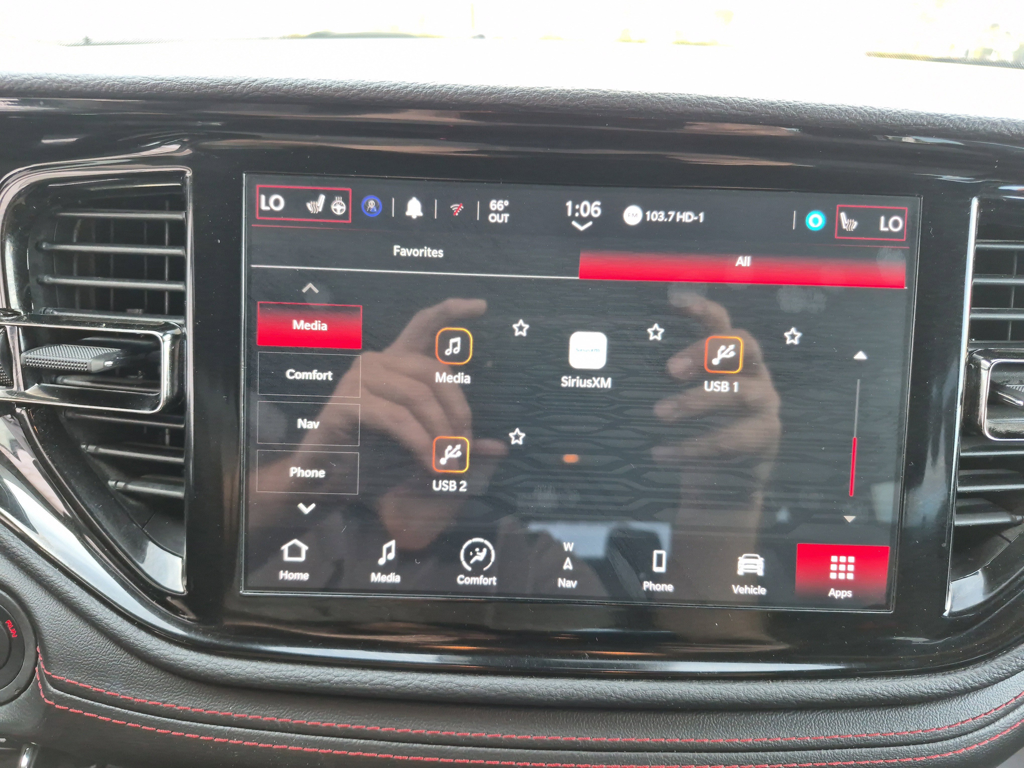 Used 2024 Dodge Durango GT image 40