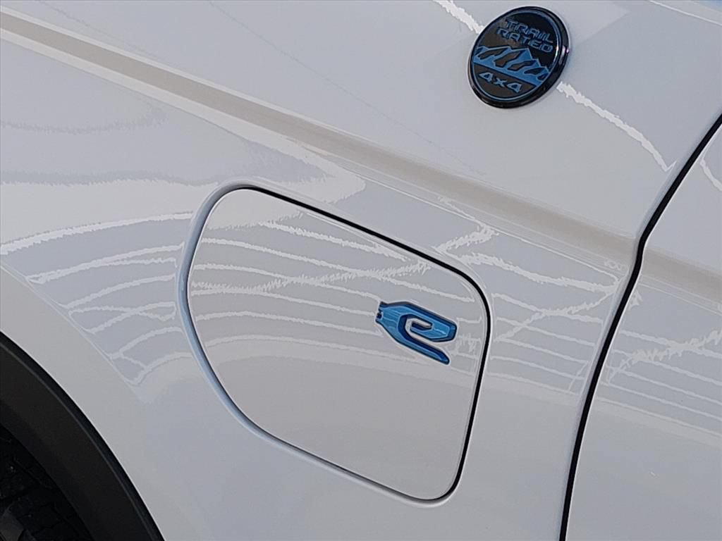 Used 2022 Jeep Grand Cherokee Trailhawk AWD/4WD image 17