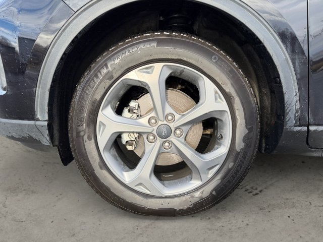 Certified 2026 Ford Escape ST-Line w/ Tech Pack #1 AWD/4WD image 9