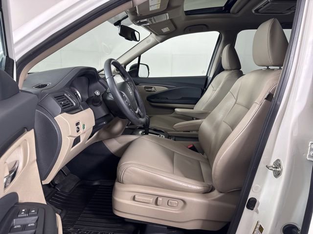 Used 2017 Honda Pilot EX-L image 11