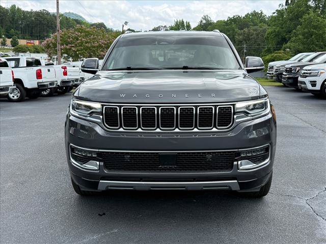 Used 2022 Jeep Wagoneer Series III AWD/4WD image 9