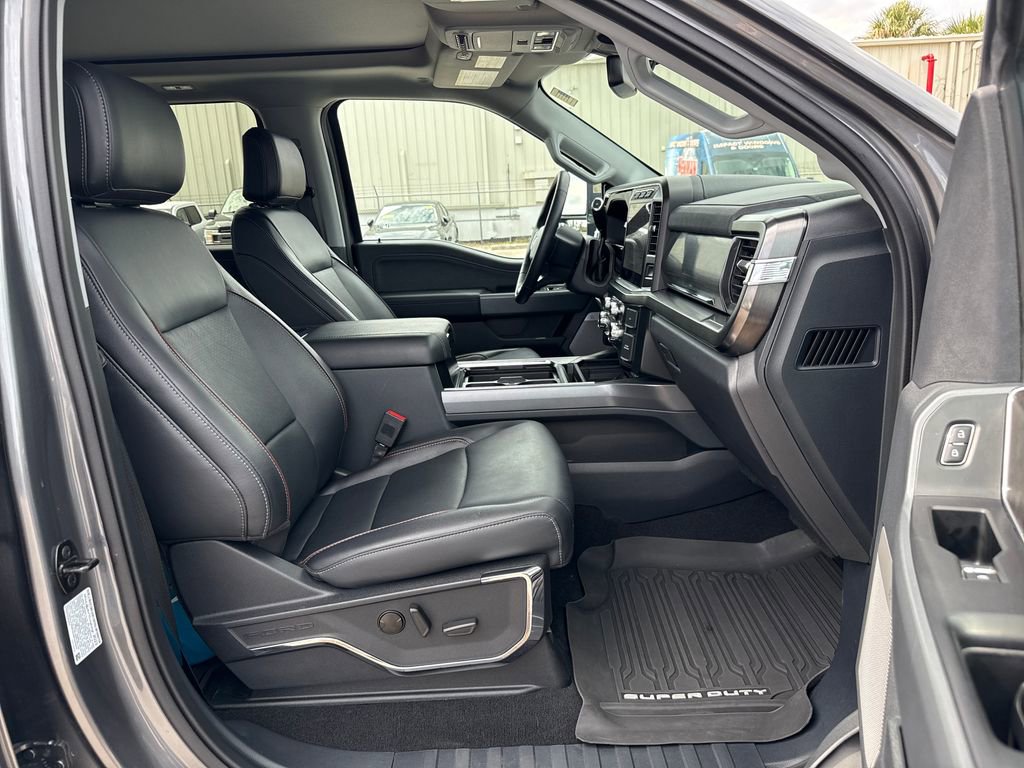 Certified 2023 Ford F350 Lariat w/ Chrome Package image 29