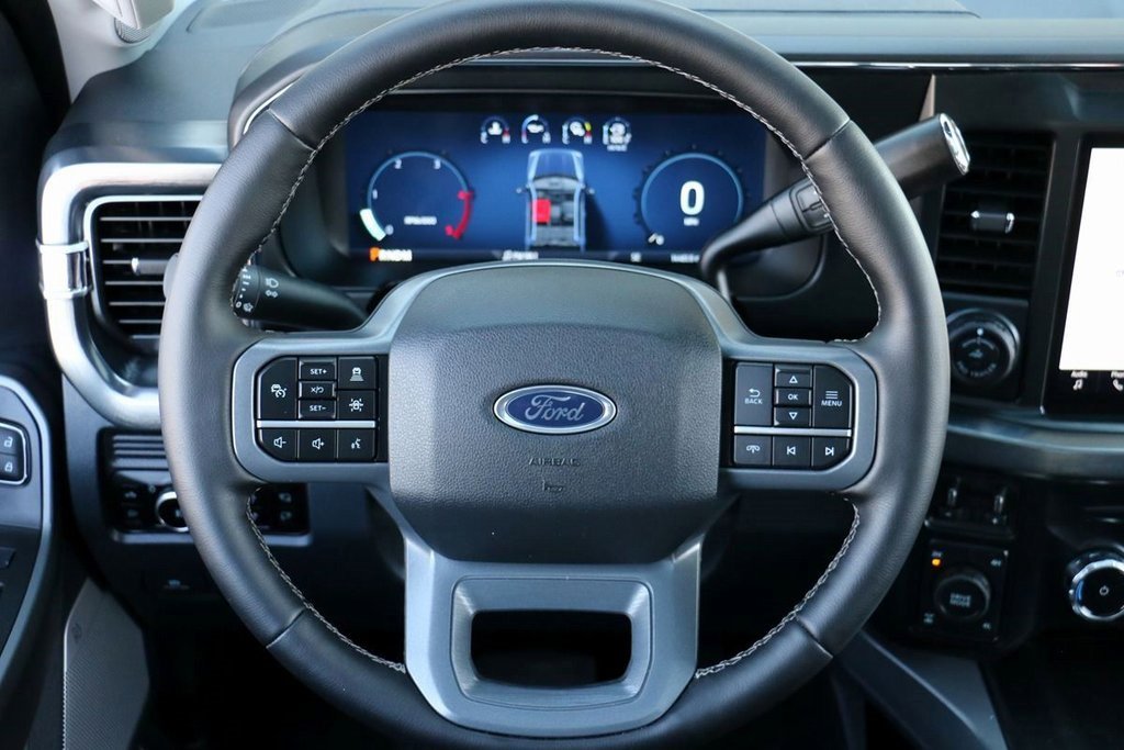 Certified 2025 Ford F350 Lariat w/ Lariat Ultimate Package image 28