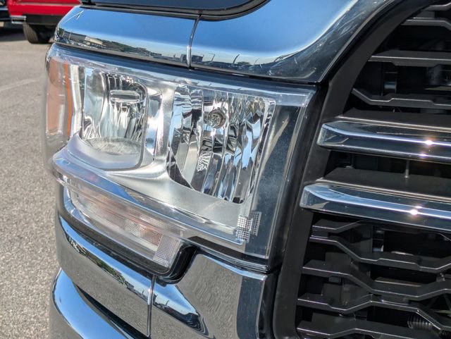 Used 2024 RAM 3500 Tradesman w/ Chrome Appearance Group AWD/4WD image 10