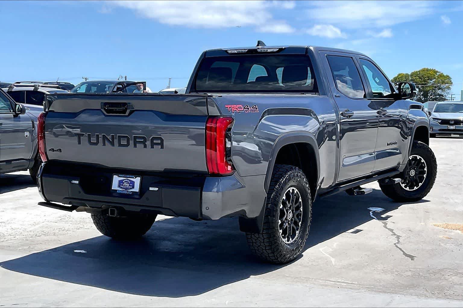 Used 2024 Toyota Tundra Limited w/ TRD Off-Road Package AWD/4WD image 22