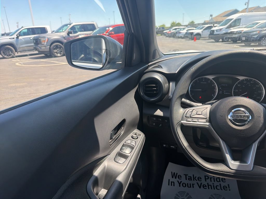Used 2020 Nissan Kicks S FWD image 18
