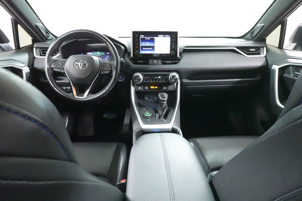 Used 2019 Toyota RAV4 XSE w/ XSE Weather Package AWD/4WD image 13