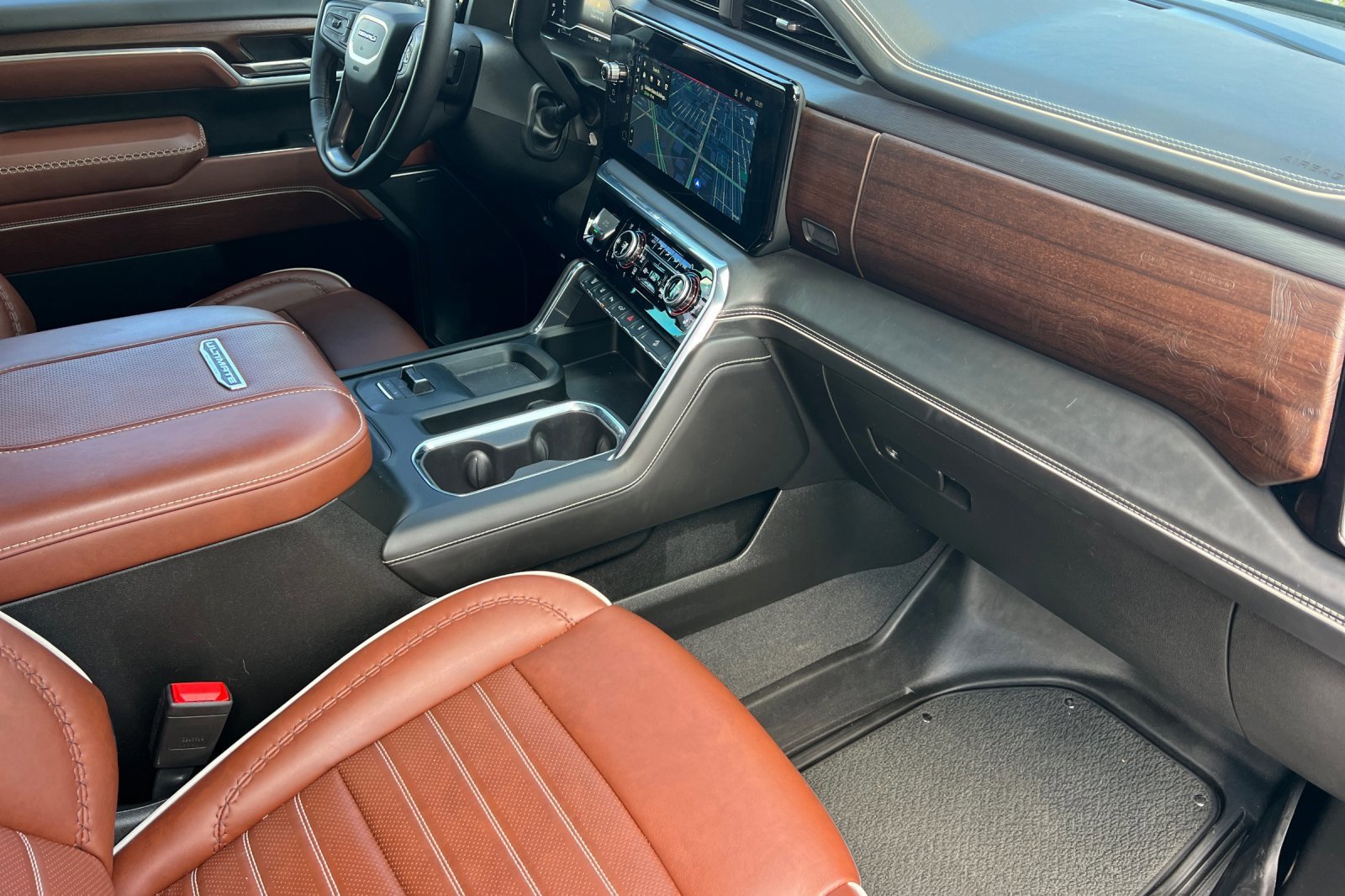 Used 2025 GMC Sierra 2500 Denali Ultimate image 16