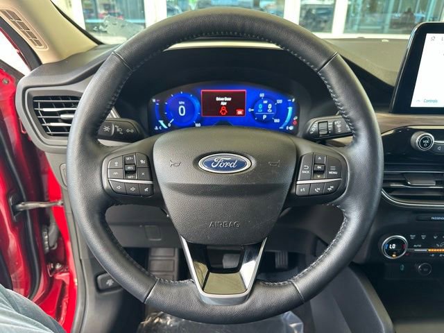 Certified 2020 Ford Escape Titanium FWD image 22