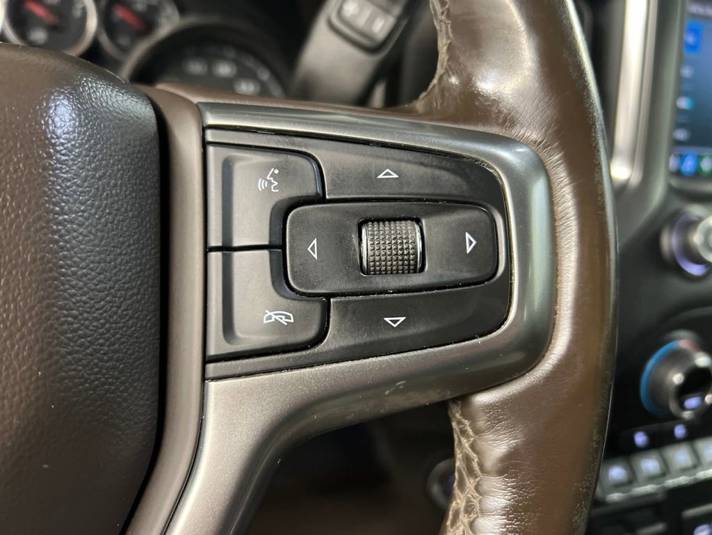 Used 2021 Chevrolet Silverado 1500 LT w/ Safety Package II AWD/4WD image 18
