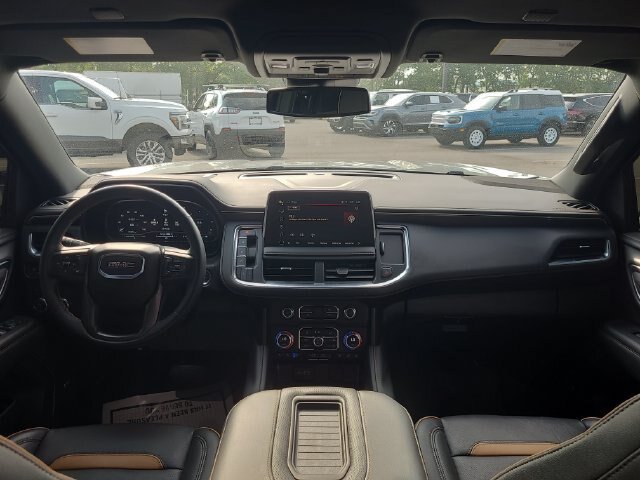 Used 2024 GMC Yukon XL AT4 AWD/4WD image 24