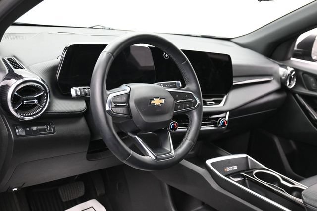Used 2025 Chevrolet Equinox LT w/ Convenience Package II FWD image 16
