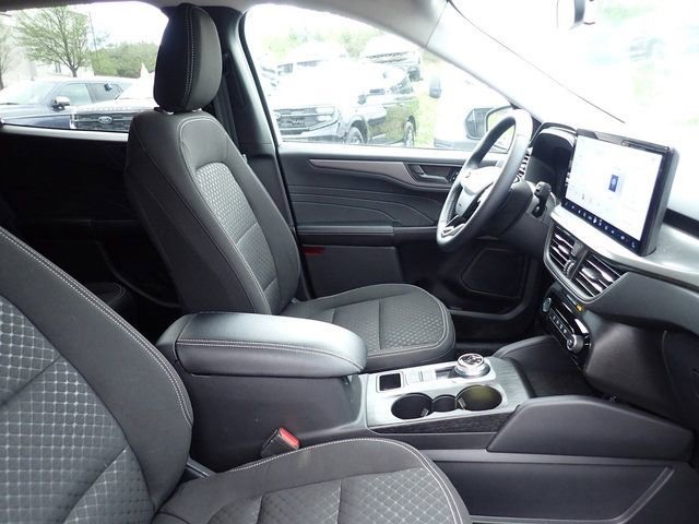 Certified 2024 Ford Escape Active w/ Tech Pack #1 AWD/4WD image 10