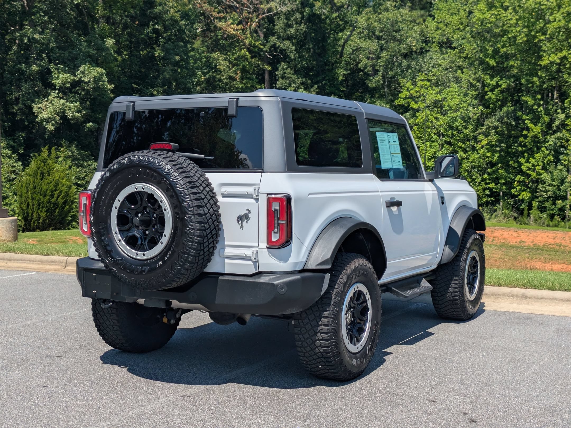 Certified 2024 Ford Bronco Big Bend w/ Sasquatch Package AWD/4WD image 3