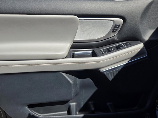 Certified 2025 Ford Expedition Max Active AWD/4WD image 17