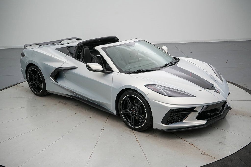 Used 2021 Chevrolet Corvette Stingray Coupe w/ 1LT image 2