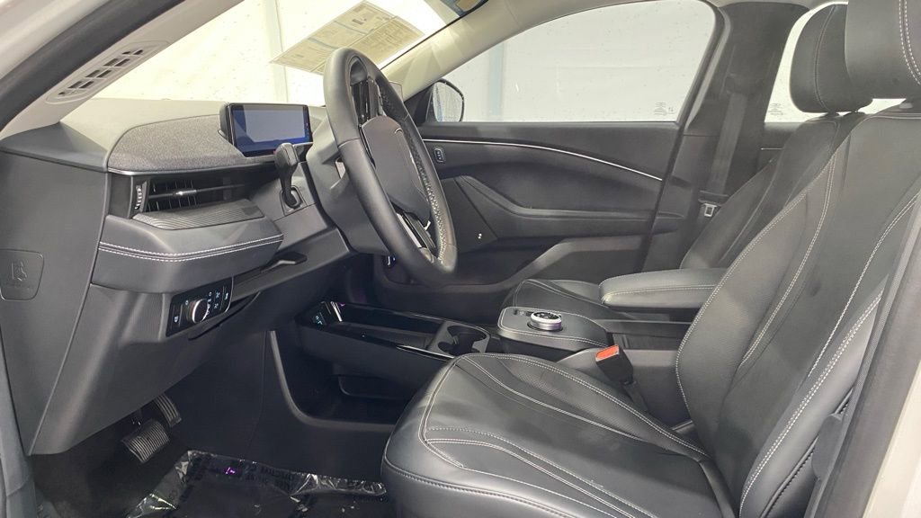 Certified 2024 Ford Mustang Mach-E Premium image 11