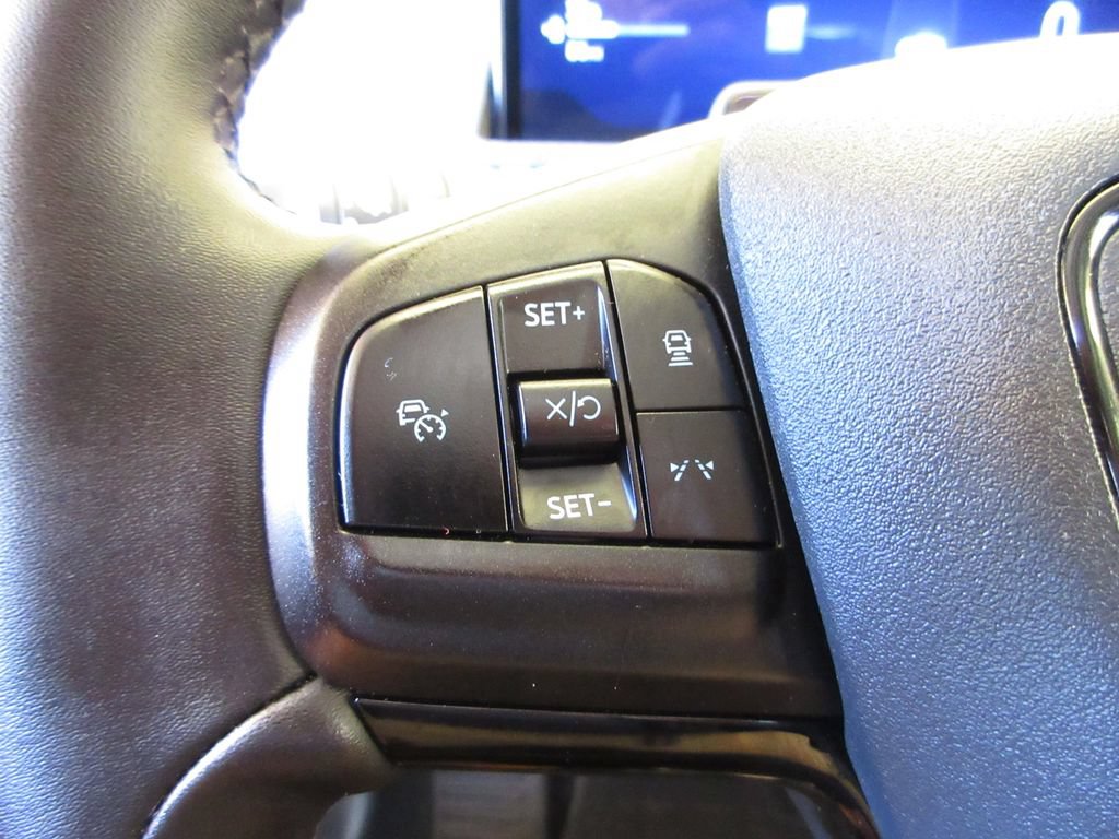 Certified 2026 Ford Mustang Mach-E Select w/ Technology Package RWD image 15