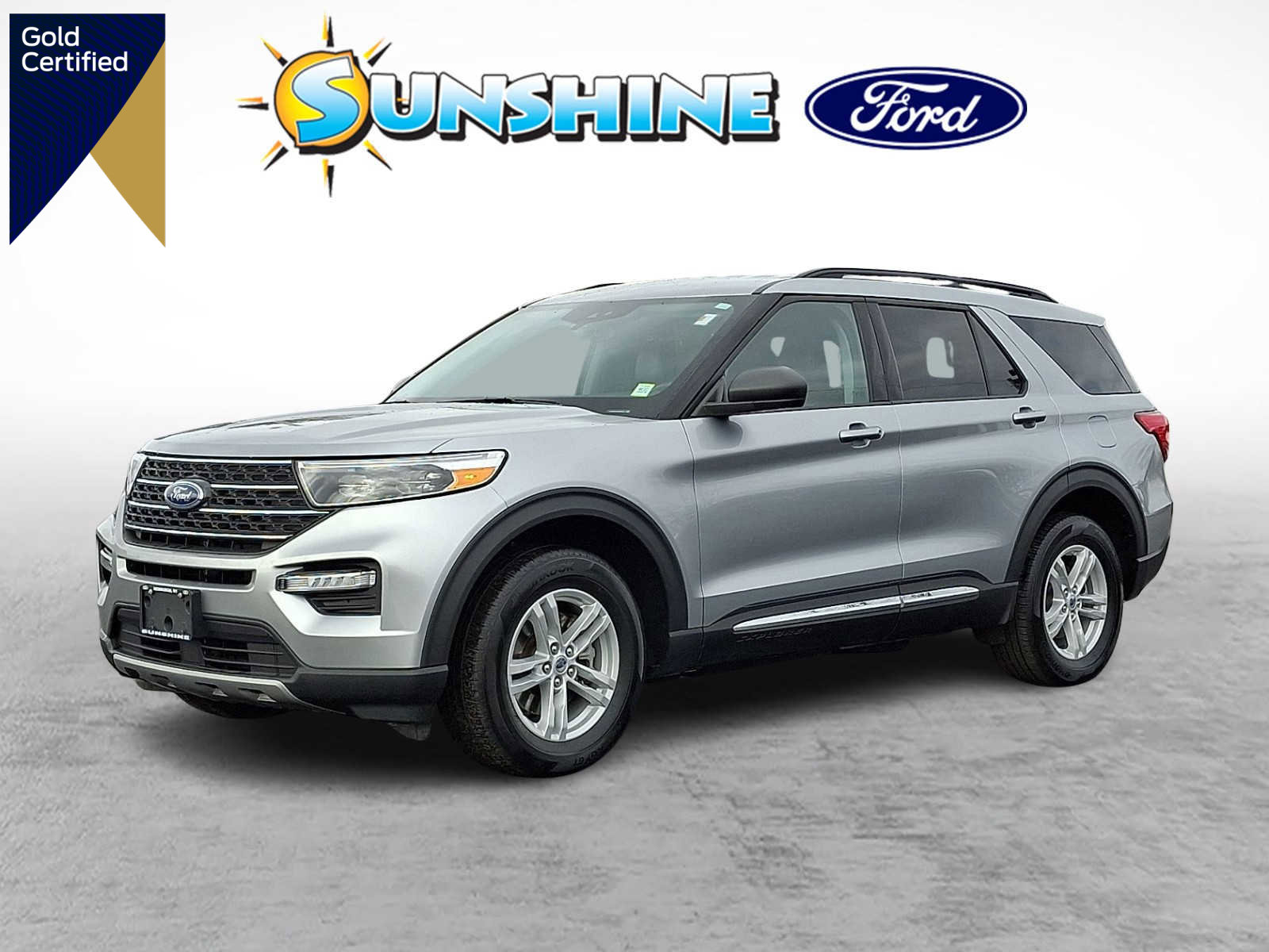 Certified 2024 Ford Explorer XLT w/ Equipment Group 202A image 1