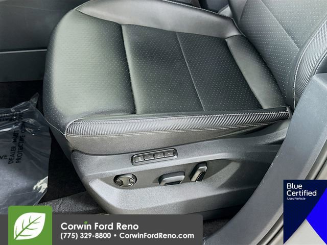 Used 2022 Volkswagen Atlas Cross Sport SEL R-Line image 24