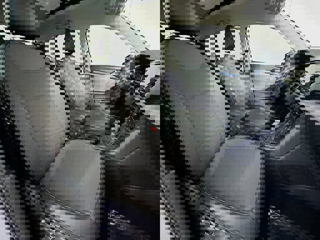 Used 2022 Volkswagen Taos SE w/ Panoramic Sunroof Package image 18