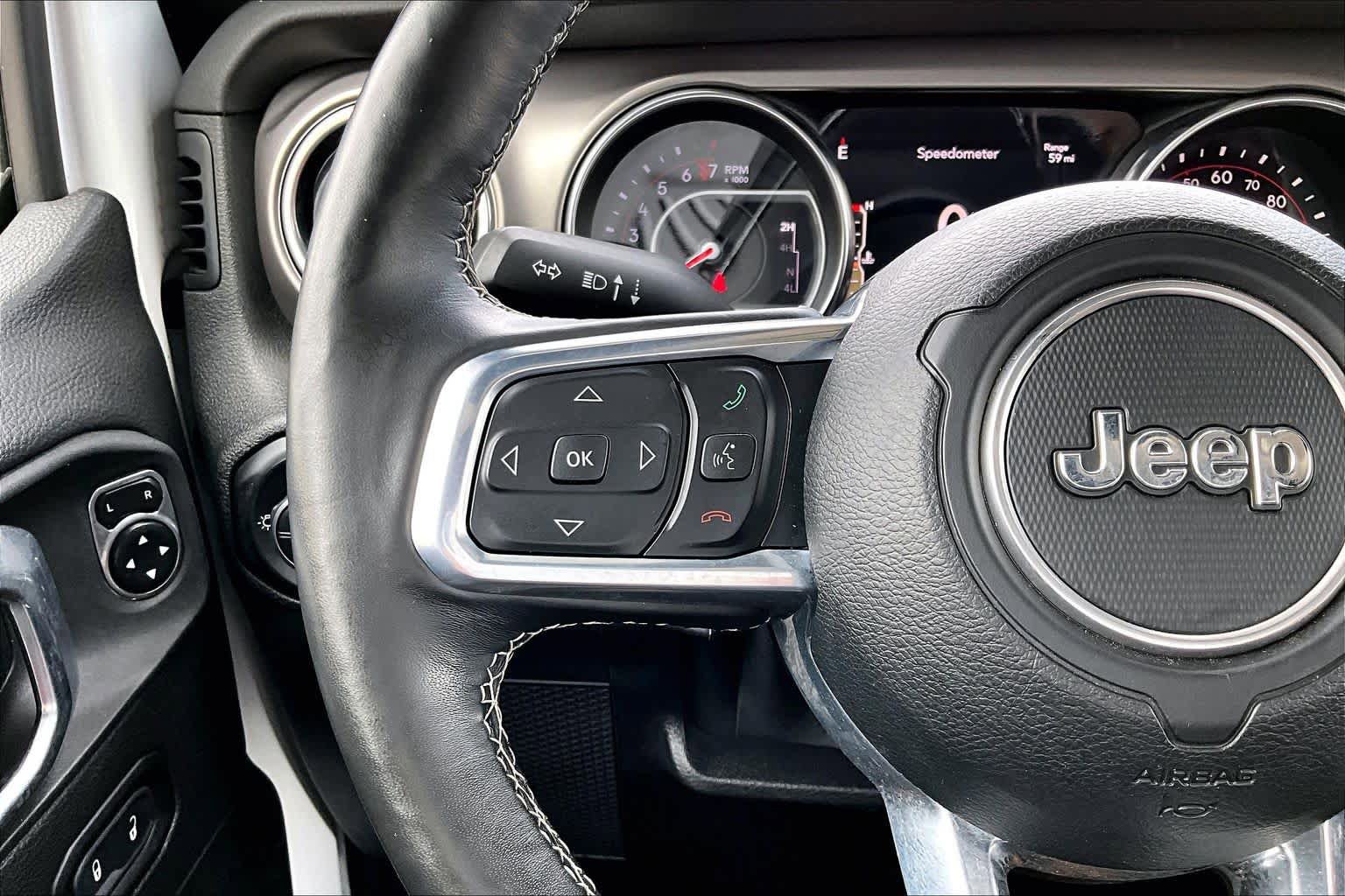 Used 2020 Jeep Gladiator Rubicon AWD/4WD image 24