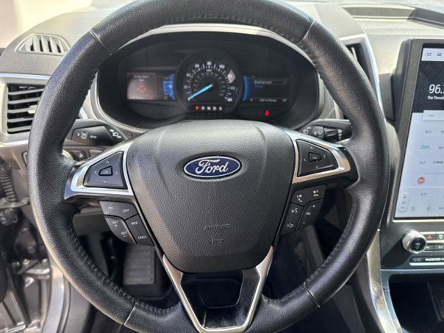 Certified 2024 Ford Edge Titanium AWD/4WD image 10
