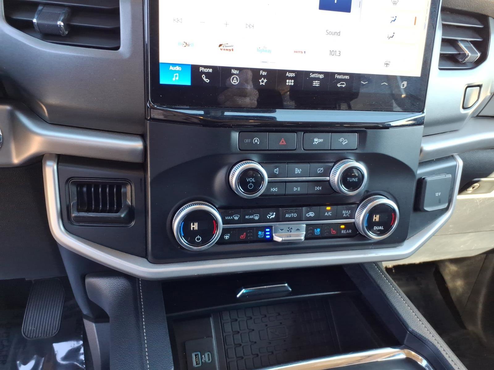 Certified 2024 Ford Expedition Max XLT image 20