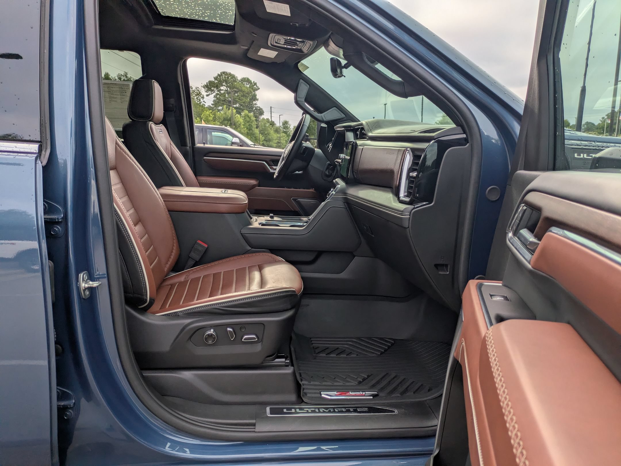 Used 2025 GMC Sierra 2500 Denali Ultimate AWD/4WD image 40