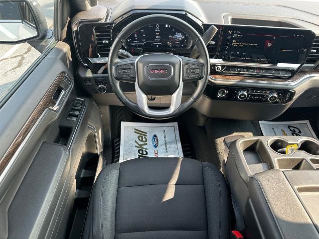 Used 2023 GMC Sierra 1500 SLE AWD/4WD image 6