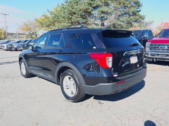 Certified 2023 Ford Explorer XLT RWD image 6