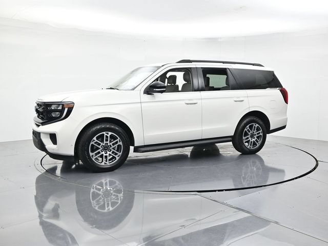 Certified 2025 Ford Expedition Active AWD/4WD image 5