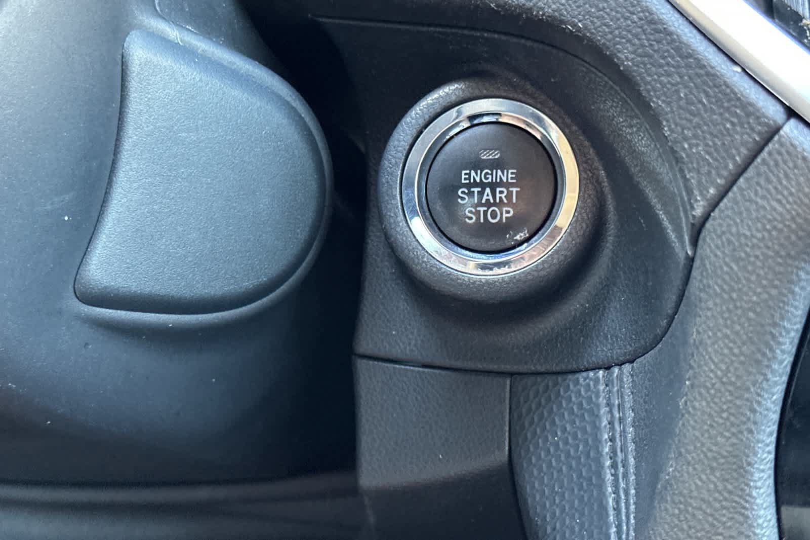 Used 2022 Subaru Forester Premium AWD/4WD image 23