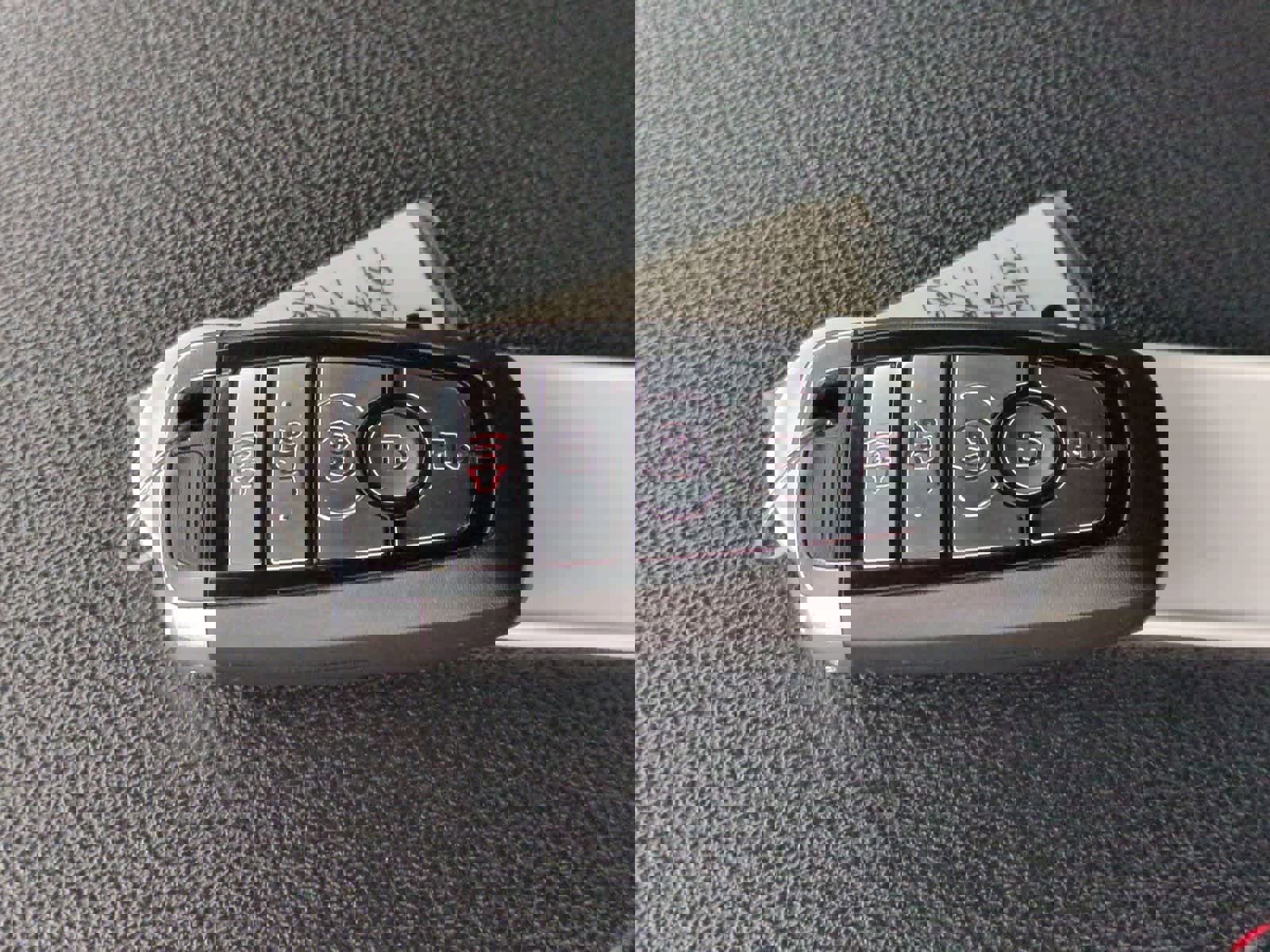 Certified 2023 Ford Expedition Limited image 38