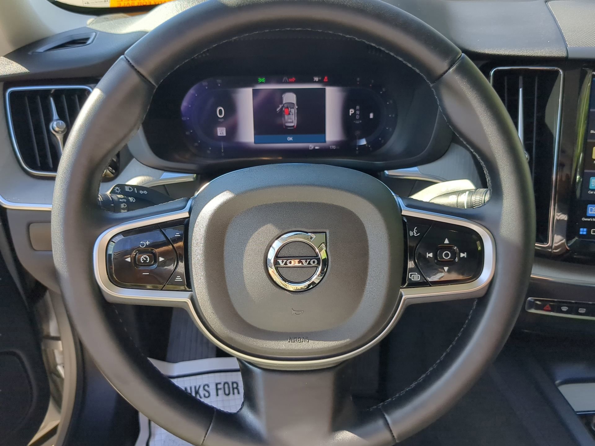 Used 2025 Volvo XC60 B5 Plus image 59