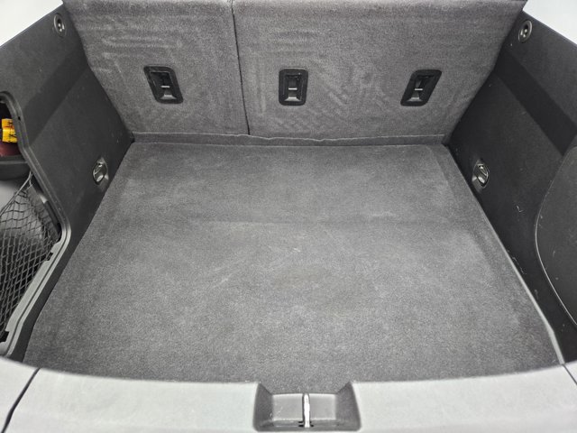 Used 2017 Chevrolet Volt LT w/ Comfort Package image 31