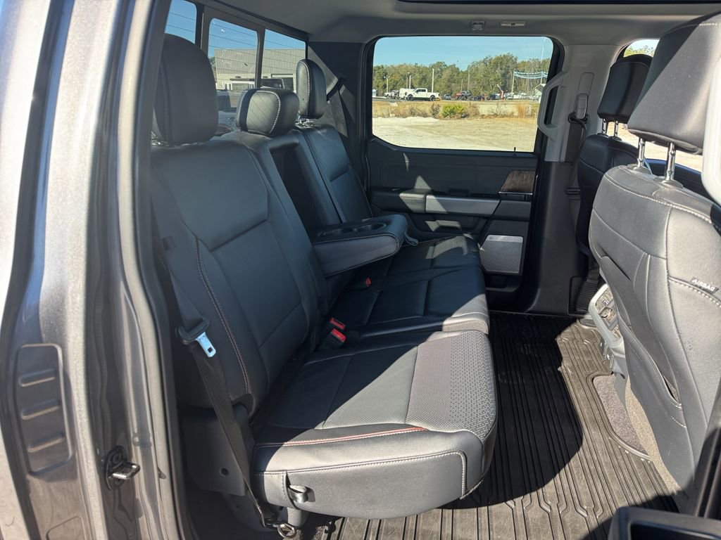 Certified 2022 Ford F150 Lariat w/ Equipment Group 502A High image 28