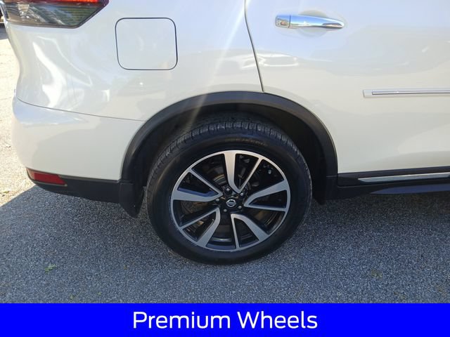 Used 2019 Nissan Rogue SL AWD/4WD image 11