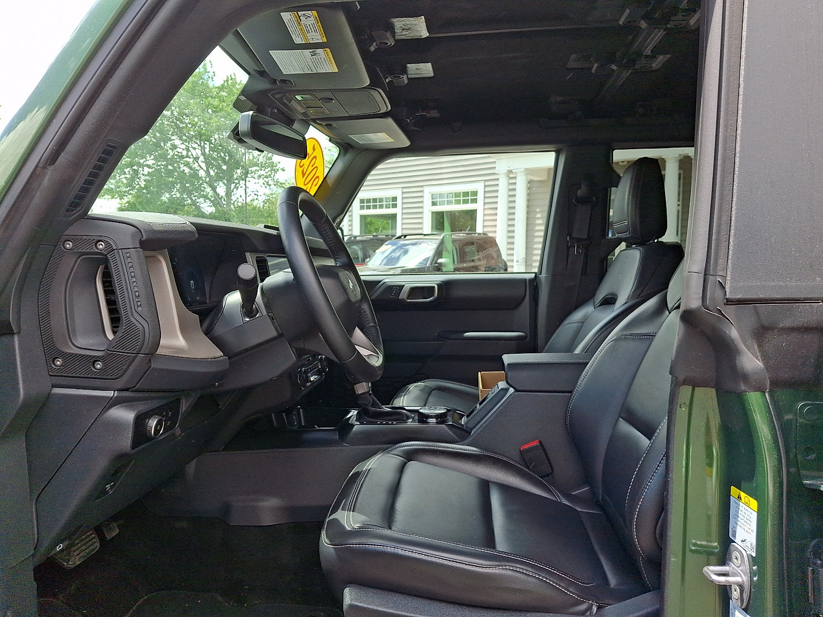 Certified 2025 Ford Bronco Outer Banks AWD/4WD image 14