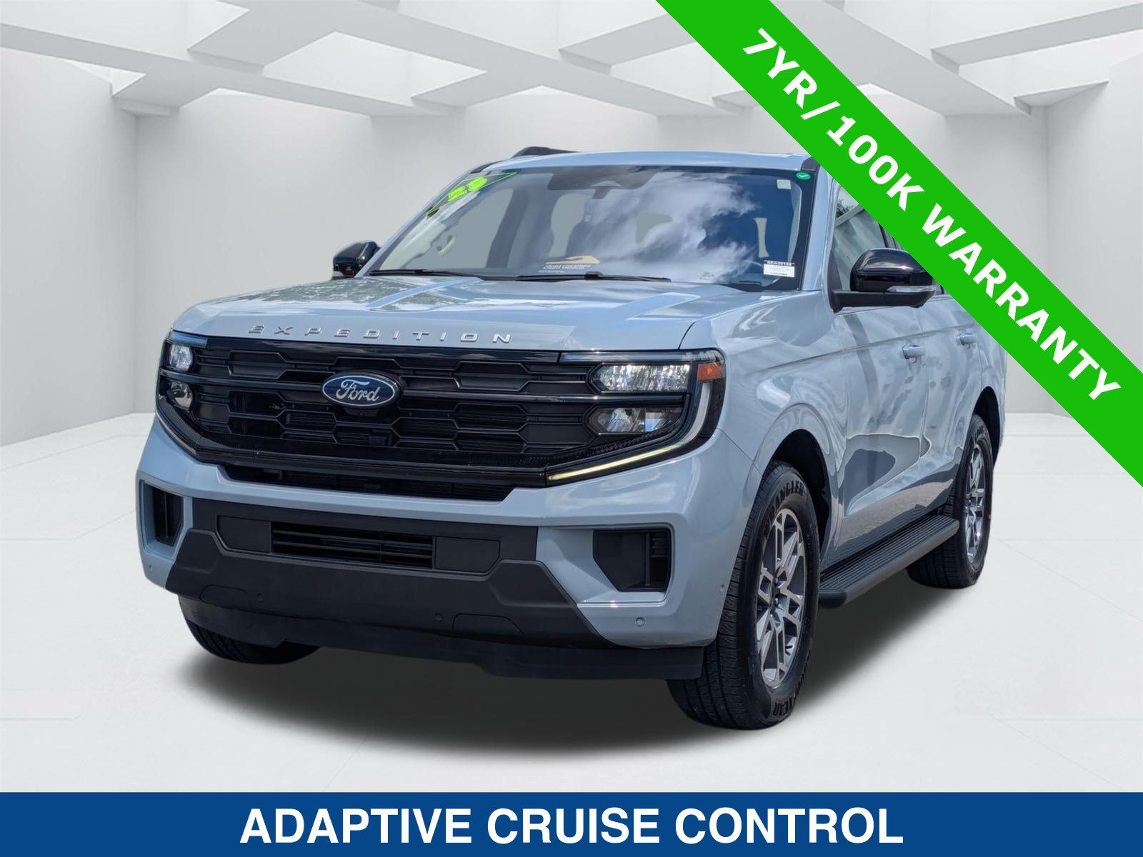 Certified 2025 Ford Expedition Active RWD image 8
