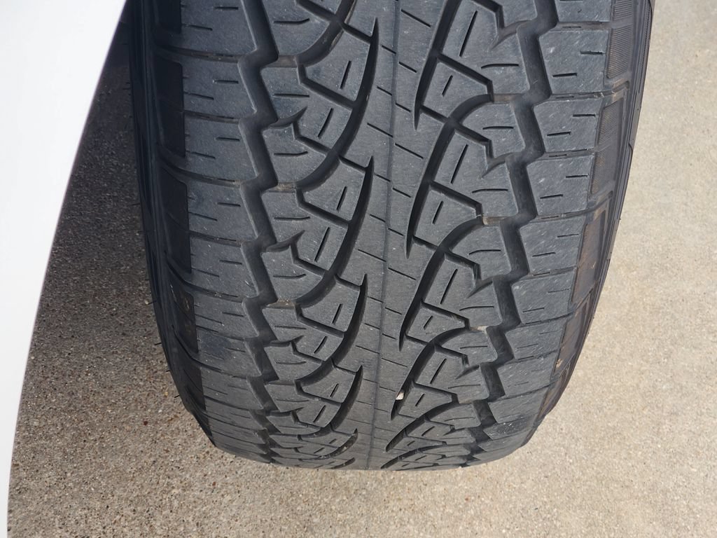 Certified 2025 Ford Expedition Active AWD/4WD image 11